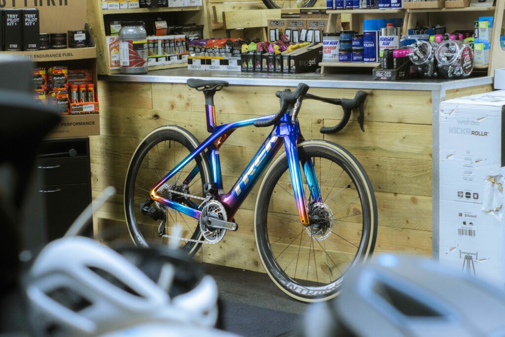 A Rolling Work of Art: The Project One TREK Madone SLR 9 AXS in Iconic Chroma Ultra-Iridescent