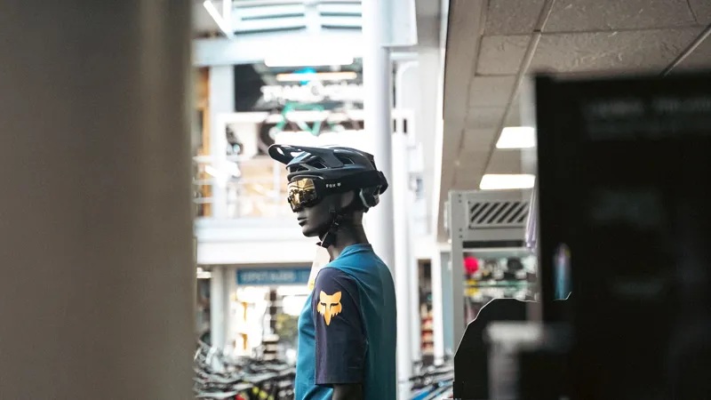 FOX MTB | Helmets, Jerseys, Shorts & More