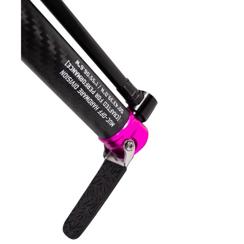 Muc-Off Carbon Airmach Mini Pump-3