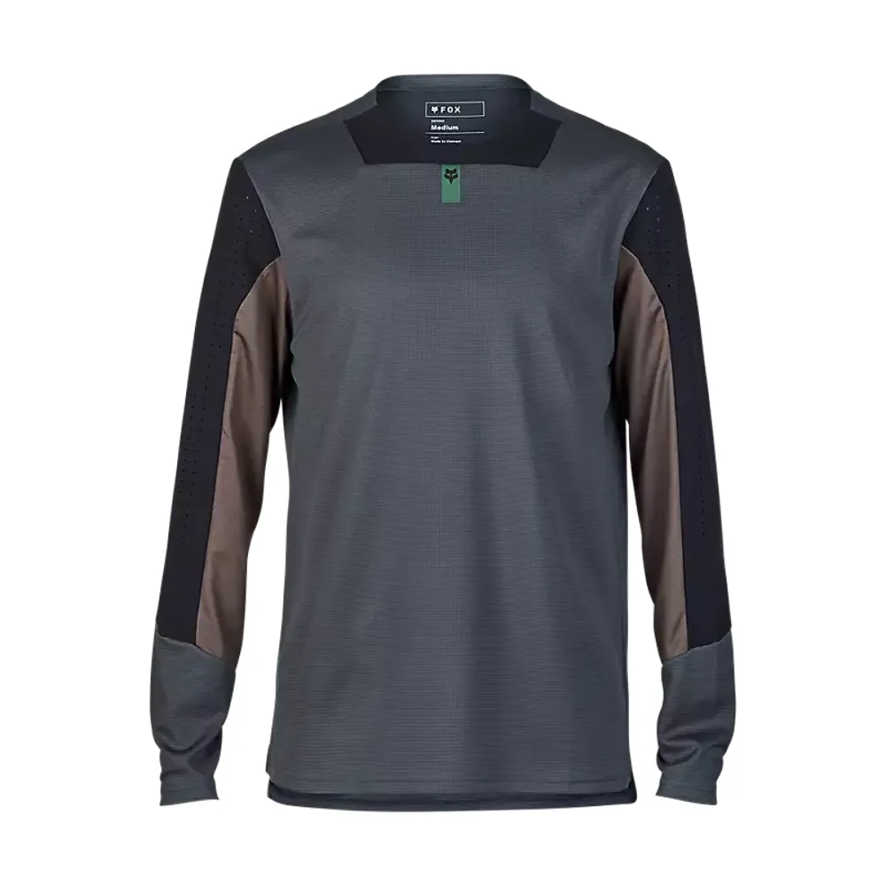 Team Cycles Fox Head Clothing Fox Defend Long Sleeve Mountain Bike Jersey in Graphite Grey | Interest FREE Finance & Online Refund Policy.