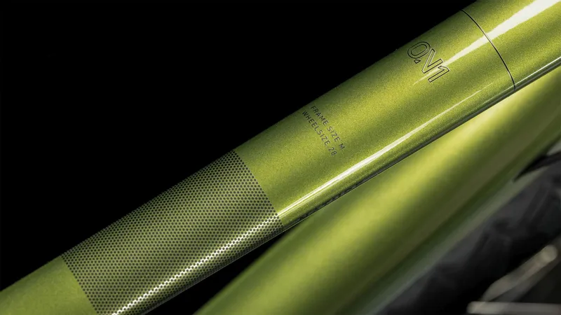 Cube Nature Hybrid Bike in Shinymoss and Black-3