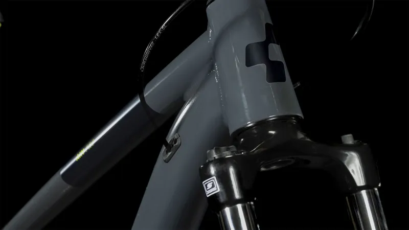 Cube Aim Pro Mountain Bike in Grey and Flashyellow-2