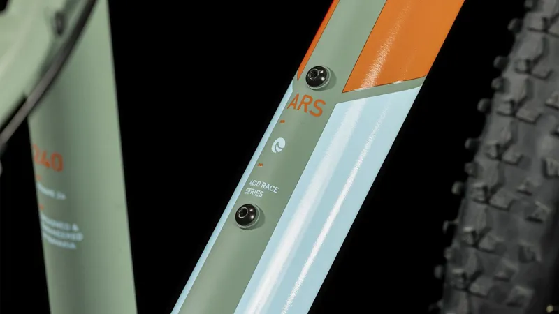 Cube Acid 240 Disc Kids Mountain Bike in Green and Orange-5