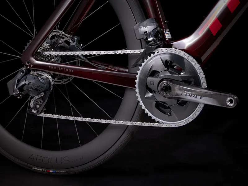 TREK Madone SLR 7 AXS Gen 7 Road Bike in Metallic Red Smoke to Red Carbon Smoke-8
