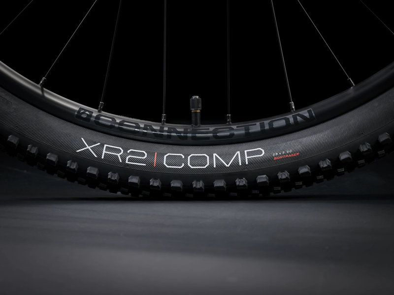 TREK Marlin 4 Gen 2 Hardtail Mountain Bike in Crimson-4