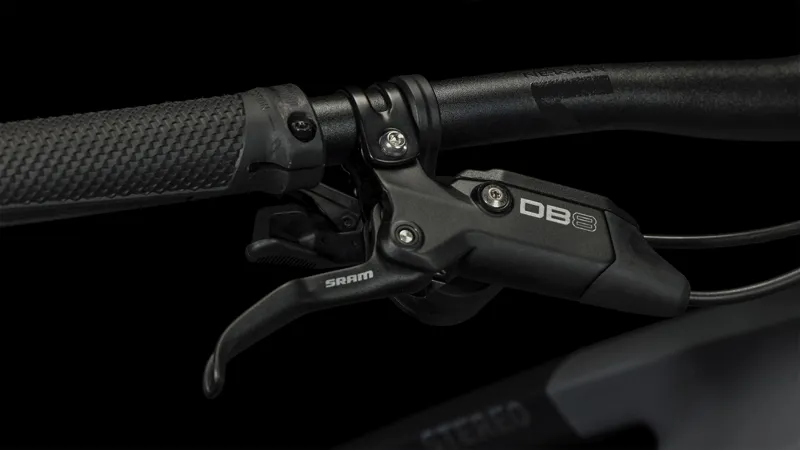 Cube Stereo Hybrid 140 HPC Race 750 Electric Full Suspension Mountain Bike in Grey and Chrome-4