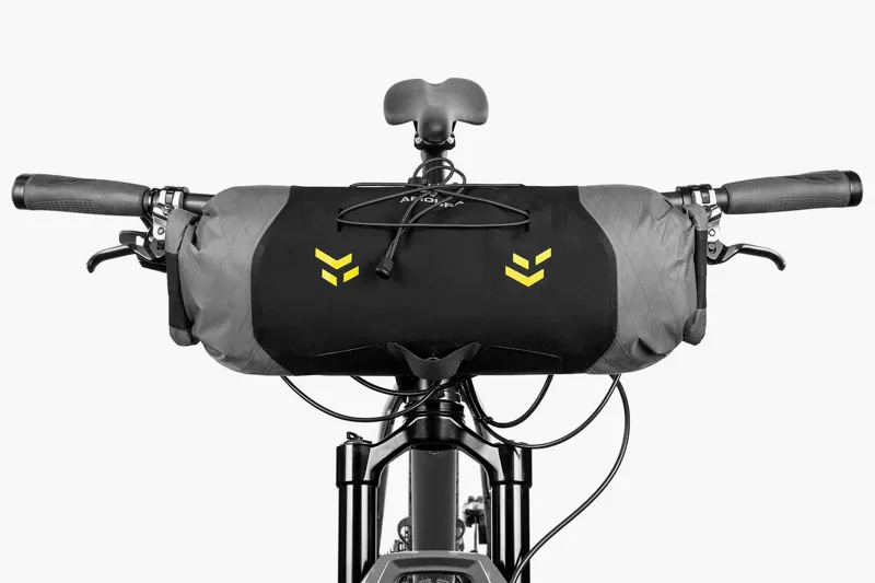 Apidura Backcountry Handlebar Pack 7L-2
