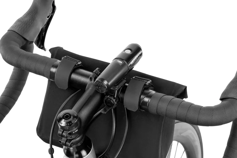 Apidura Racing Handlebar Pack 2L-3