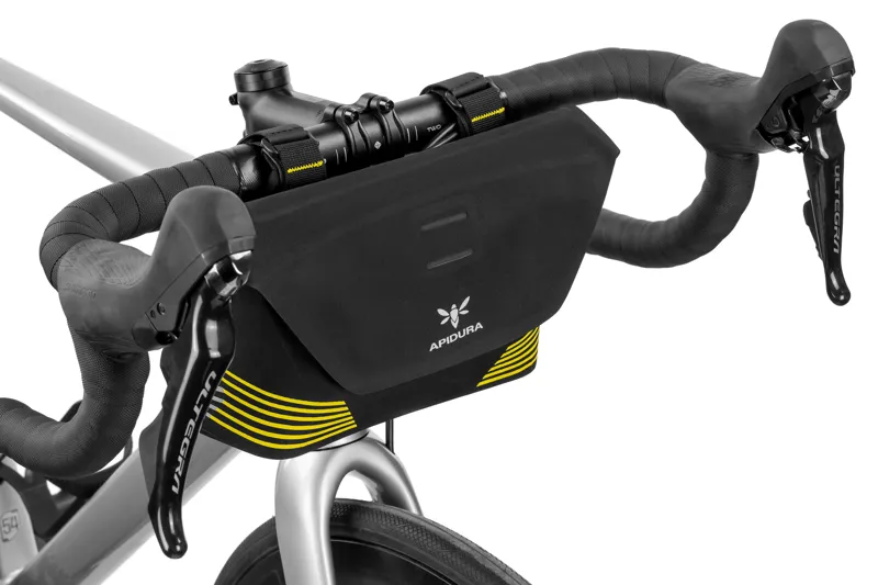 Apidura Racing Handlebar Pack 2L-5