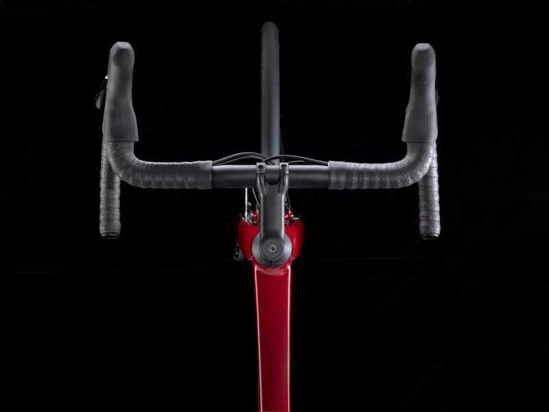 TREK Emonda ALR 5 Road Bike in Crimson to Dark Carmine Fade-6