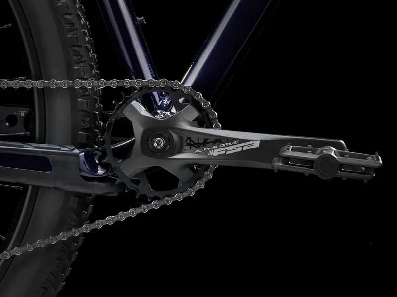 TREK Marlin 6 Gen 3 Hardtail Mountain Bike in Rage Red to Deep Dark Blue Fade-2