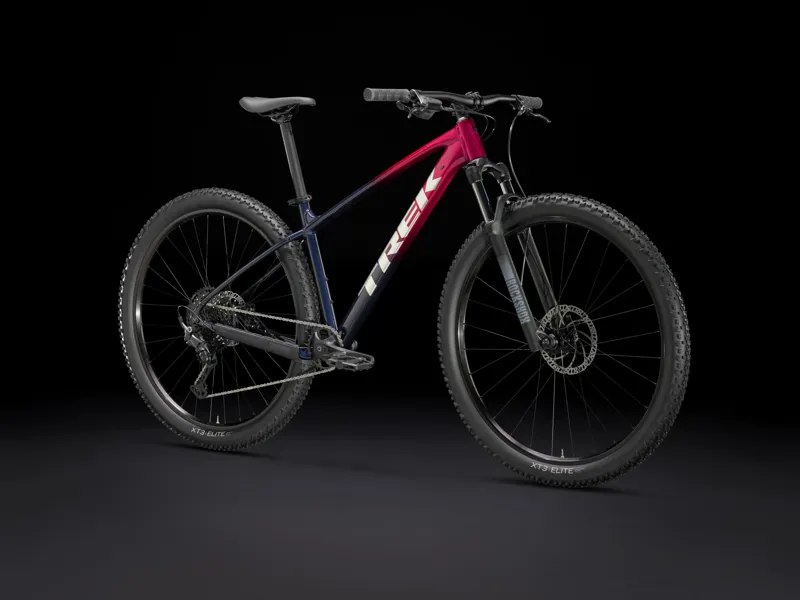 TREK Marlin 6 Gen 3 Hardtail Mountain Bike in Rage Red to Deep Dark Blue Fade-10