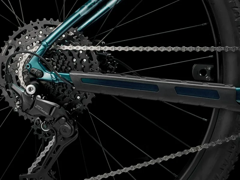 TREK Marlin 6 Gen 3 Hardtail Mountain Bike in Miami Green to Dark Aquatic Fade-8