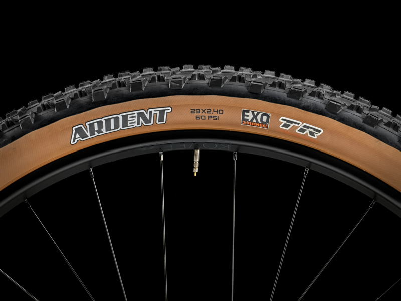 TREK Marlin 7 Gen 3 Hardtail Mountain Bike in Keswick-4