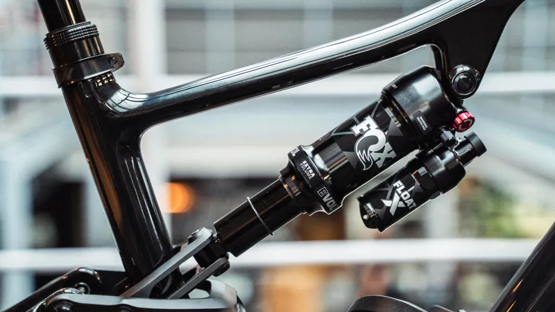 Amflow PX Carbon rear shock detail