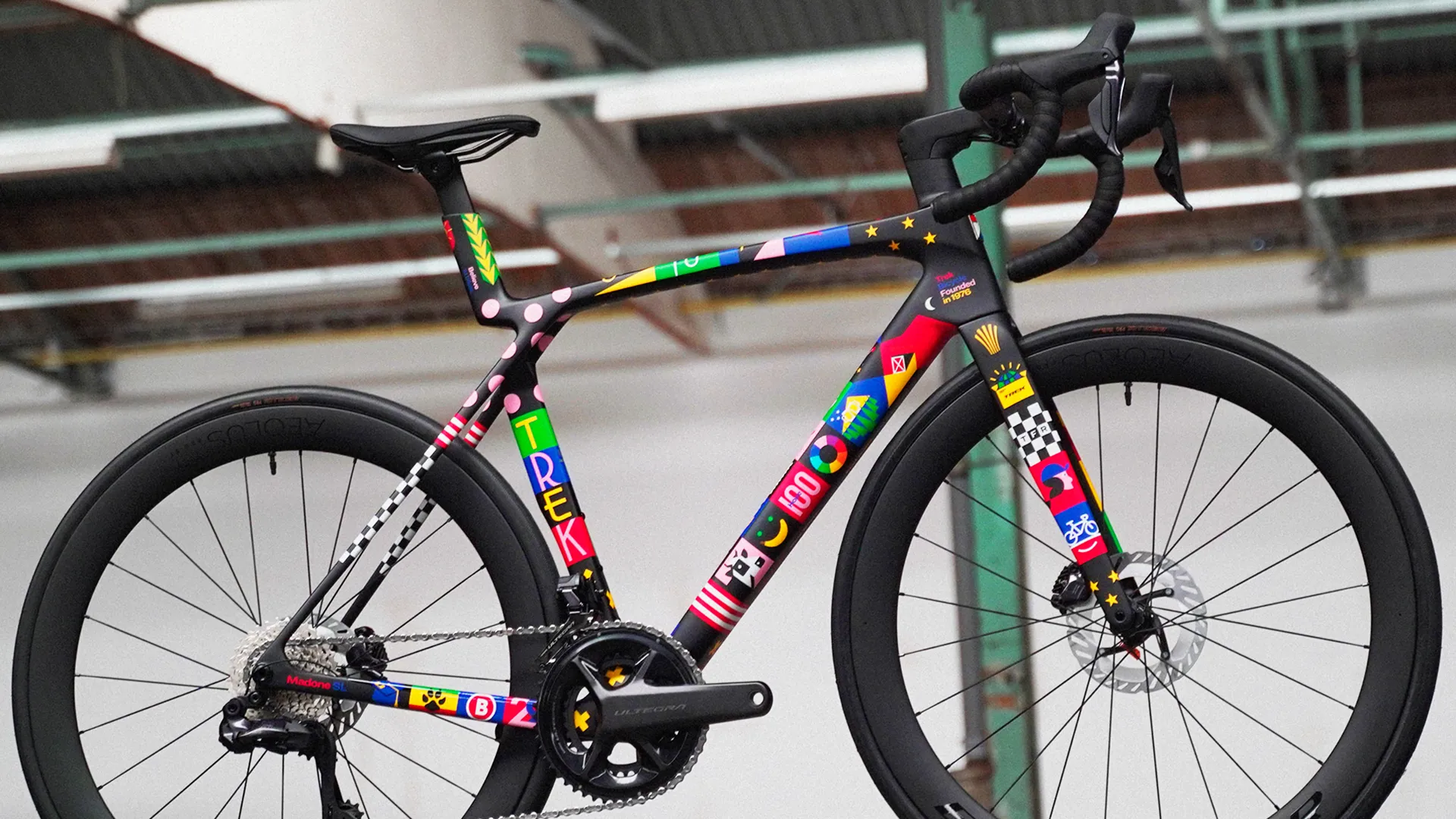 TREK Madone SL 7 Gen 8 The First 50 Replica main view