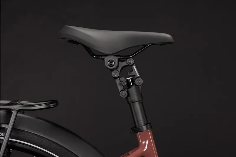 Cube Supreme Hybrid Comfort Pro EE 600Wh Electric Hybrid Bike in Burgundy and Claret-3