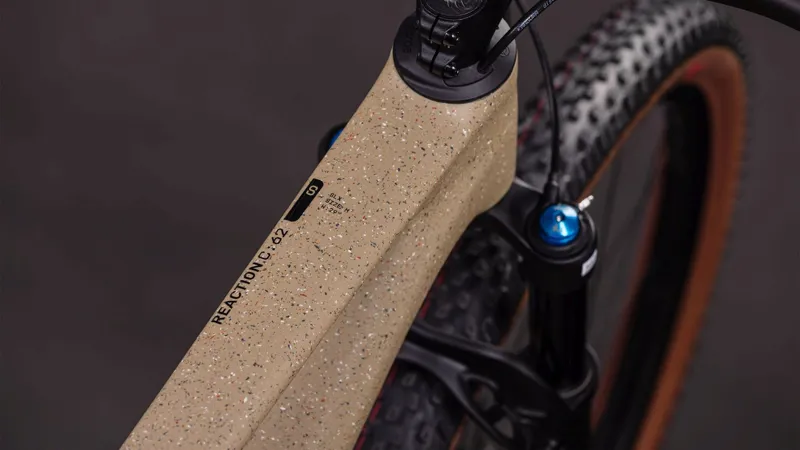 Cube Reaction C:62 SLX Hardtail Mountain Bike in Mineralgrit and Black-2