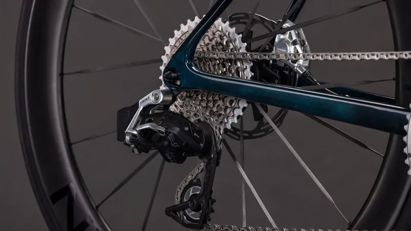 Cube Litening Air C:68X SLX Road Bike in Chromeblue and Liquidblue-5