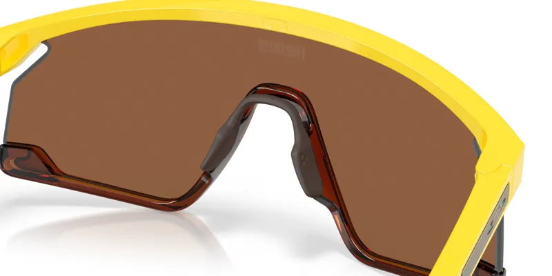 Oakley X Fortnite Peely BXTR Sunglasses in Yellow with Prizm Tungsten Lenses-2