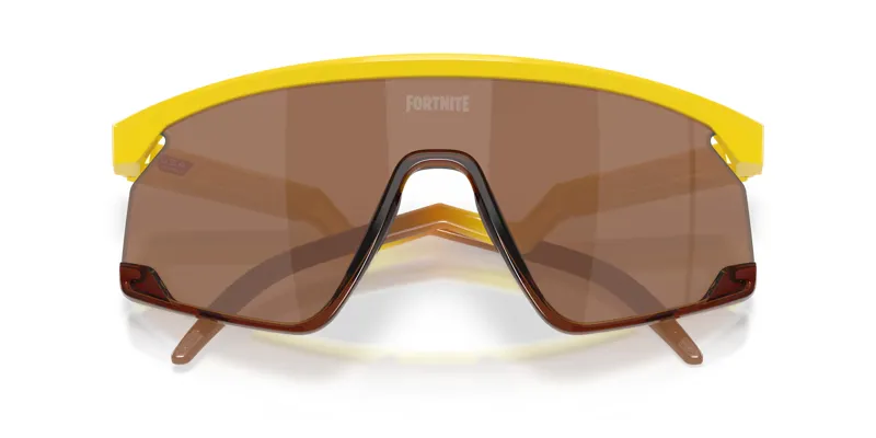 Oakley X Fortnite Peely BXTR Sunglasses in Yellow with Prizm Tungsten Lenses-3