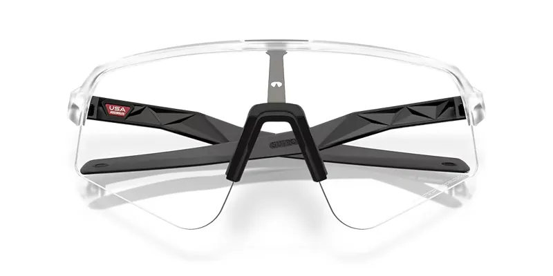Oakley Sutro Lite Sweep Sunglasses in Clear to Black Iridium with Photochromic Lenses-5