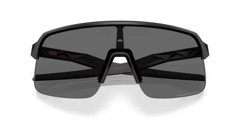 Oakley Sutro Lite S Sunglasses in Matte Black with Clear to Black Iridium Photochromic Lenses-5