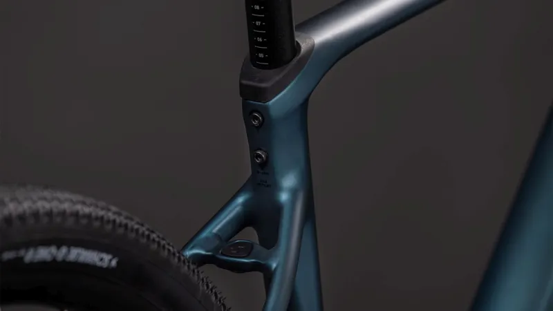 Cube Nuroad Race Gravel Bike in Royalgreen and Black-1