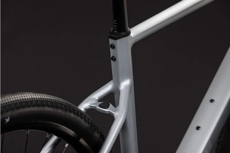 Cube Nulane ONE Hybrid Bike in Silverstar and Reflex-3