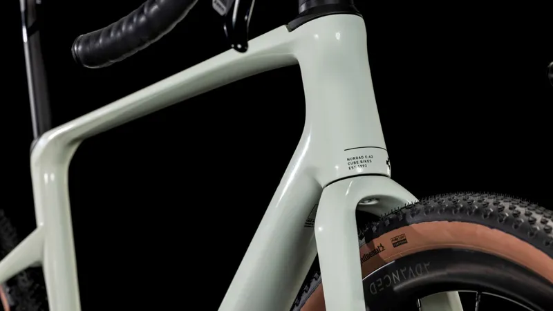 Cube Nuroad C:62 EX Gravel Bike in Desertstone and Green-2