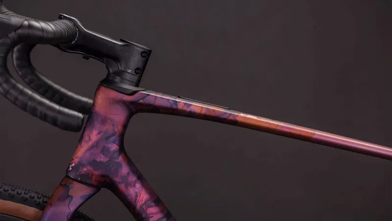 Cube Nuroad C:62 EX Gravel Bike in Shiftblush and Art-3