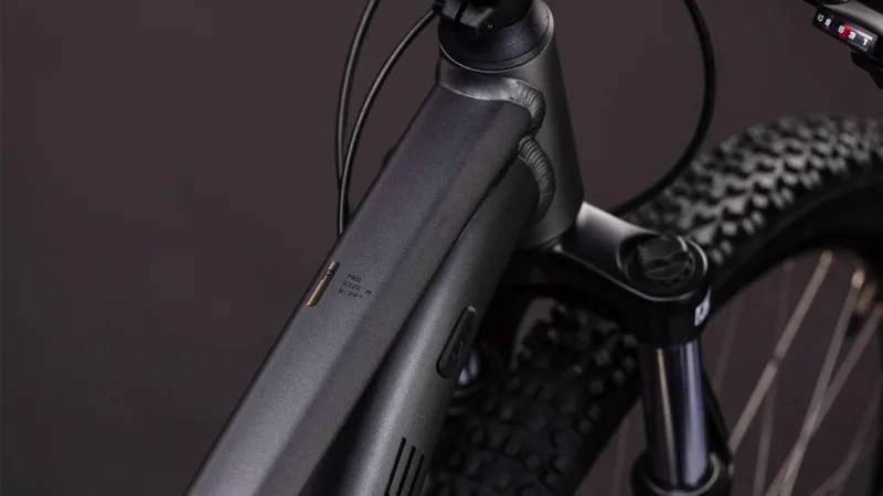 Cube Aim Pro Hardtail Mountain Bike in Black-2