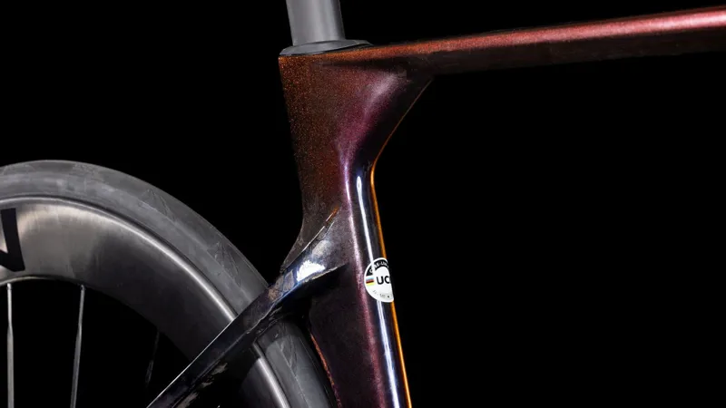 Cube Litening Aero C:68X SLT Road Bike in Solareclipse and Carbon-1