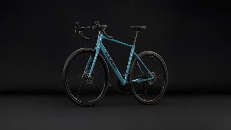 Cube Attain Pro Road Bike in Surfblue and Black-6