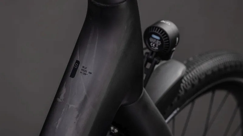 Cube Kathmandu Hybrid C:62 SLX EE 400Wh Electric Hybrid Bike in Liquidblack and Bluedust-1