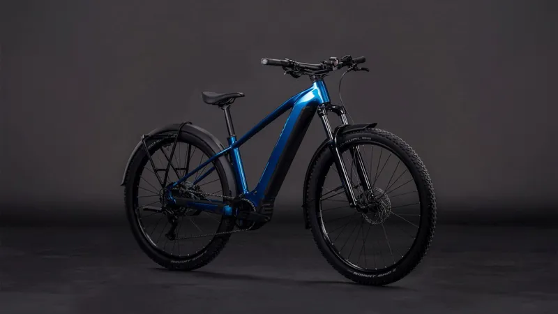 Cube Reaction Hybrid Performance FE 600Wh Electric Mountain Bike in Electricblue and Dazzle-6