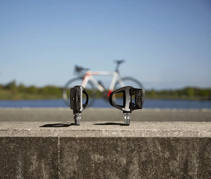 Garmin Rally RS200 Dual sensing Power Meter Pedals-1