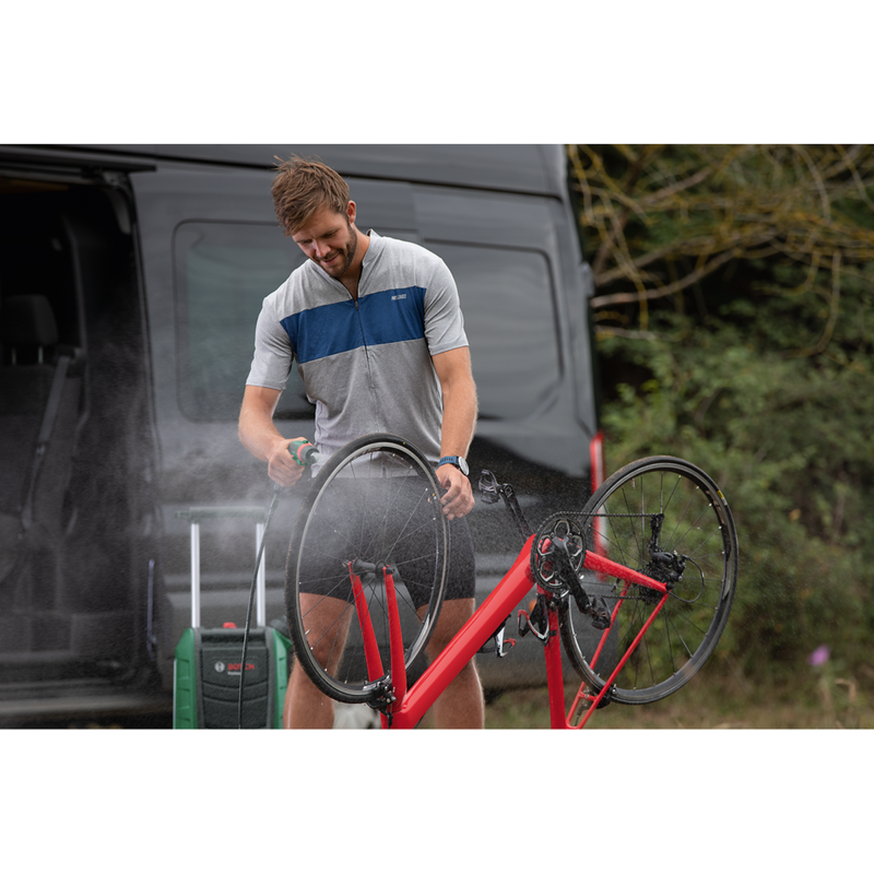 BOSCH Fontus 18V Cordless Pressure Cleaner-1