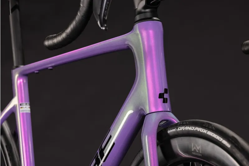 Cube Attain C:62 SLT Road Bike in Cosmicpurple and Black-4
