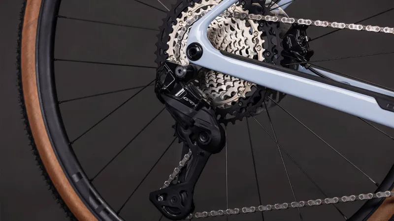 Cube Nuroad Hybrid C:62 SLX 400Wh Electric Gravel Bike in Iceblue and Prism-4