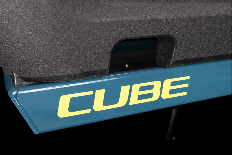 Cube Cargo Hybrid 500Wh Electric Cargo Bike in Blue and Lime-7