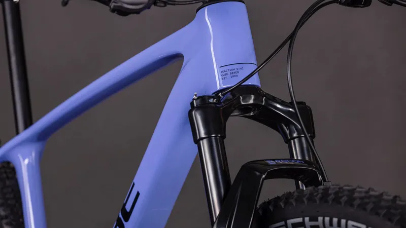 Cube Reaction C:62 ONE Hardtail Mountain Bike in Lucidlila and Black-3