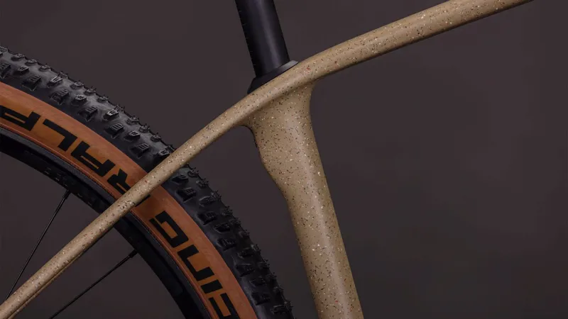 Cube Reaction C:62 SLX Hardtail Mountain Bike in Mineralgrit and Black-3