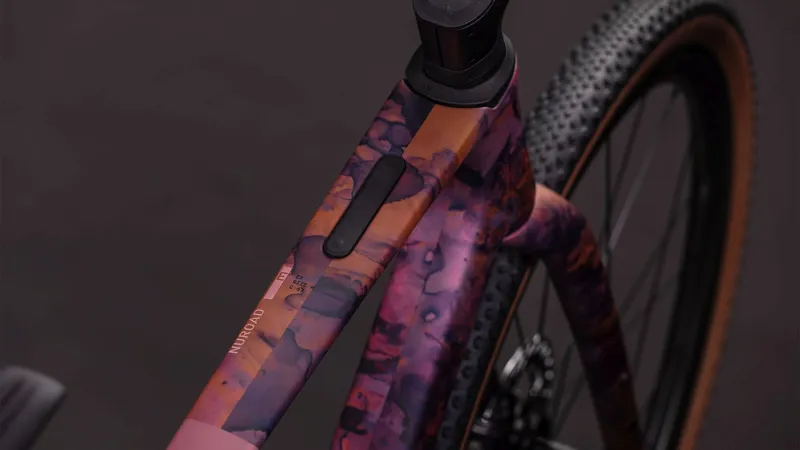 Cube Nuroad C:62 EX Gravel Bike in Shiftblush and Art-2