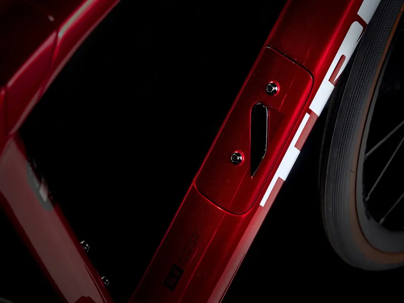 TREK Domane SL 6 AXS Gen 4 Road Bike in Crimson-4