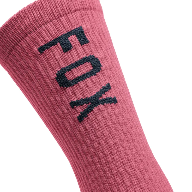 Fox 8 Ranger Socks in Berry-1