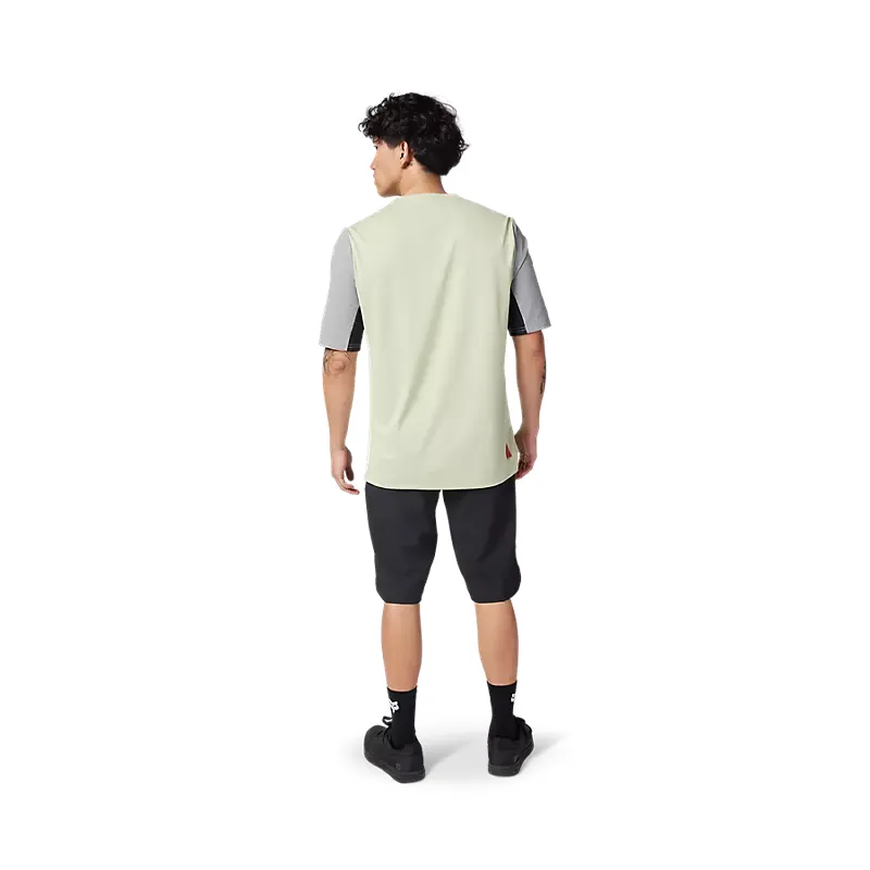 Fox Defend Short Sleeve Mountain Bike Jersey in Cactus Green-3