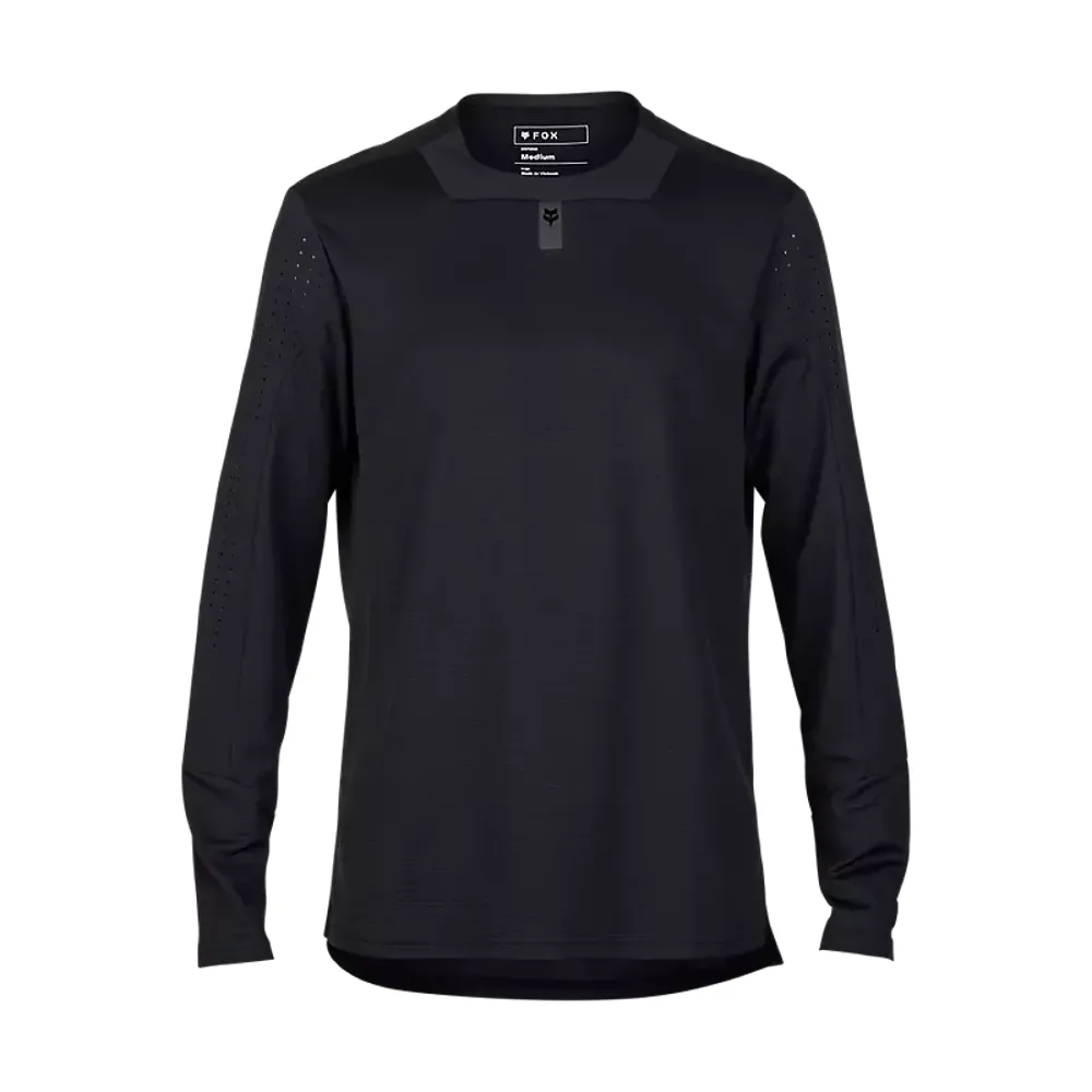 Team Cycles Fox Head Clothing Fox Defend Long Sleeve Mountain Bike Jersey in Black | Interest FREE Finance & Online Refund Policy.