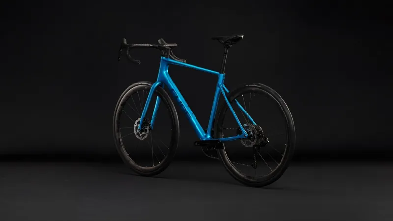 Cube Attain C:62 SLX Road Bike in Bali and Blue-9