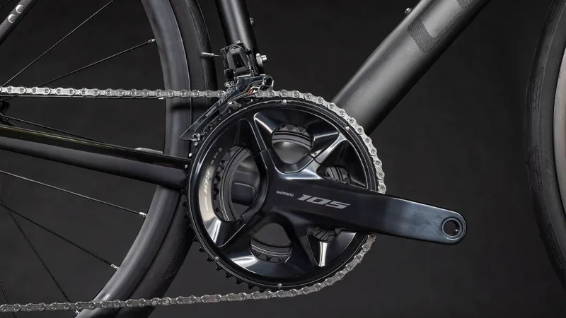 Cube Attain C:62 Race Road Bike in Blackline-1